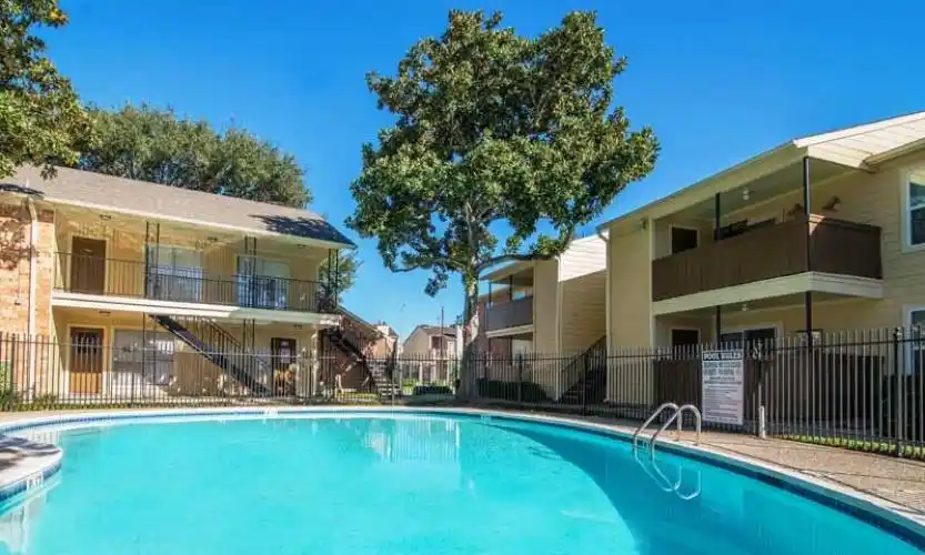 Rental by Apartment Wolf | Brays Oaks Village | 8201-8301 W Bellfort St, Houston, TX 77071 | apartmentwolf.com