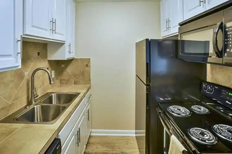 Rental by Apartment Wolf | Northpoint Square | 220 Northpoint Dr, Houston, TX 77060 | apartmentwolf.com