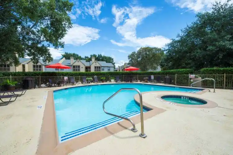 Rental by Apartment Wolf | Raintree Apartments | 3300 Rollingbrook St, Baytown, TX 77521 | apartmentwolf.com