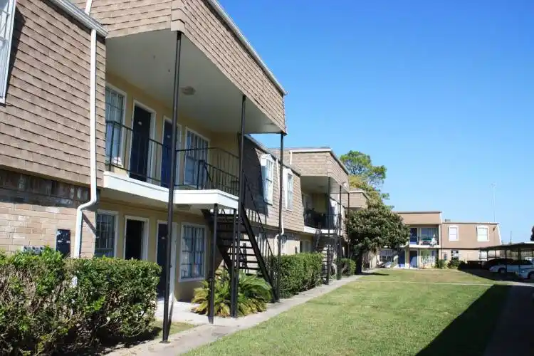 Rental by Apartment Wolf | Valencia Grove Apartments | 11710 Algonquin Dr, Houston, TX 77089 | apartmentwolf.com