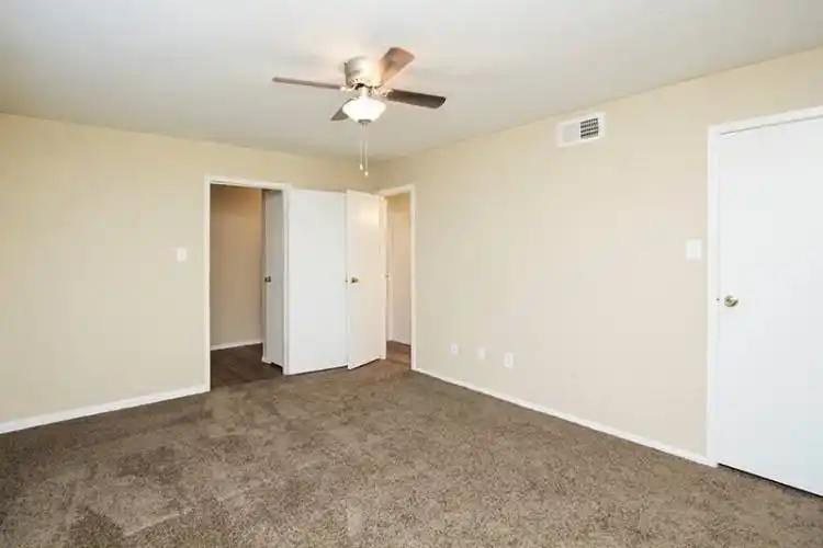 Rental by Apartment Wolf | Mira Bella | 22921 Imperial Valley Dr, Houston, TX 77073 | apartmentwolf.com