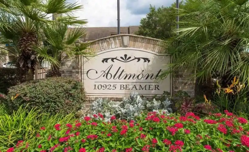 Rental by Apartment Wolf | Altmonte | 10925 Beamer Rd, Houston, TX 77089 | apartmentwolf.com