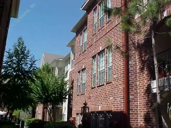 Rental by Apartment Wolf | Post Oak Park | 1919 Post Oak Park Dr, Houston, TX 77027 | apartmentwolf.com