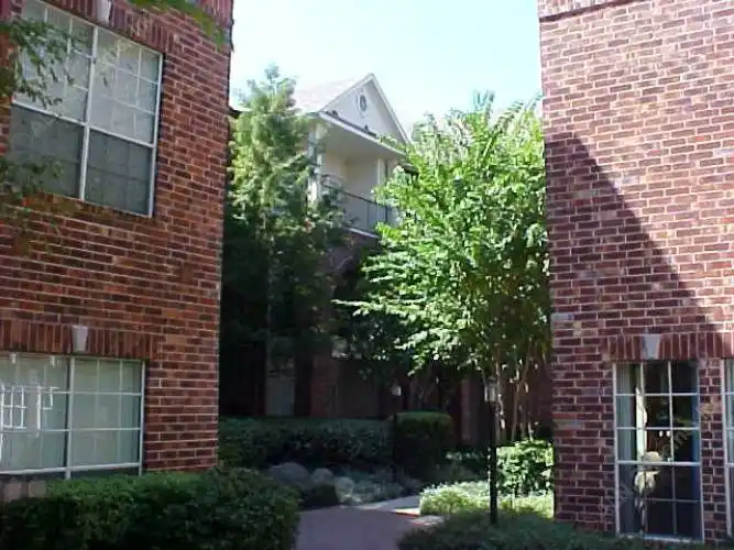 Rental by Apartment Wolf | Post Oak Park | 1919 Post Oak Park Dr, Houston, TX 77027 | apartmentwolf.com