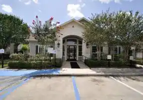 Rental by Apartment Wolf | Stonebridge at City Park | 11800 City Park Central Ln, Houston, TX 77047 | apartmentwolf.com