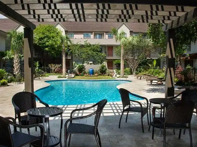 Rental by Apartment Wolf | Marquee Uptown & Carriage Square | 2306 McCue Rd, Houston, TX 77056 | apartmentwolf.com