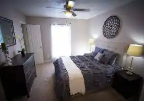 Rental by Apartment Wolf | Legends of Memorial Apartments | 915 Silber Rd, Houston, TX 77024 | apartmentwolf.com