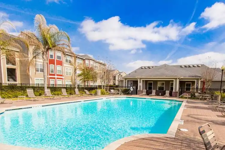 Rental by Apartment Wolf | The Crossings at Hillcroft | 13960 Hillcroft St, Houston, TX 77085 | apartmentwolf.com