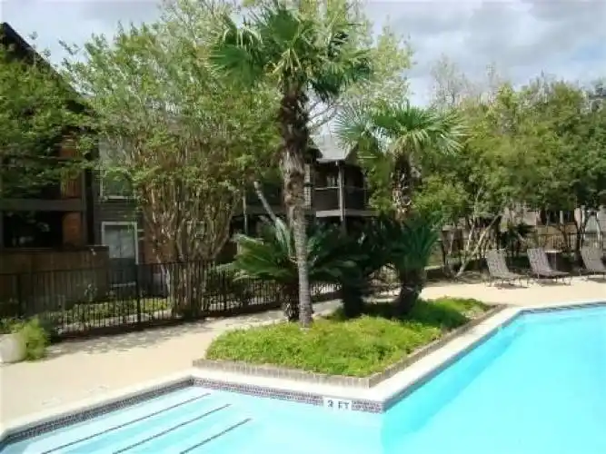 Rental by Apartment Wolf | The Broadmoor | 10215 Beechnut St, Houston, TX 77072 | apartmentwolf.com