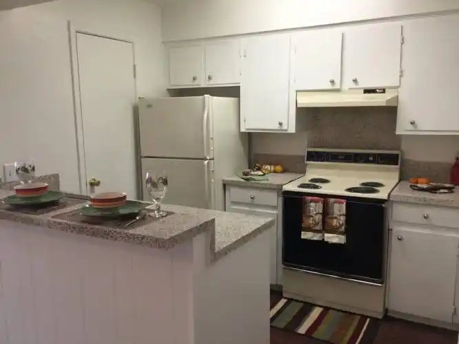 Rental by Apartment Wolf | Monticello Square | 5312 Clarewood Dr, Houston, TX 77081 | apartmentwolf.com