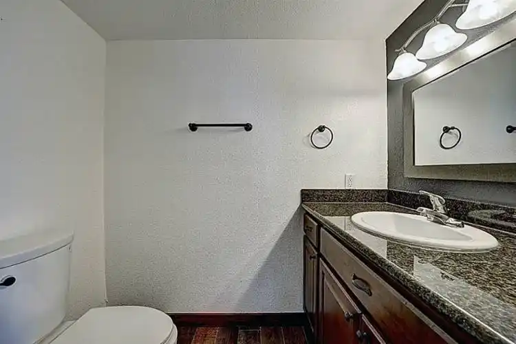 Rental by Apartment Wolf | Tennison Lofts | 110 Bagby St, Houston, TX 77002 | apartmentwolf.com