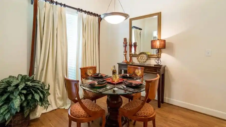 Rental by Apartment Wolf | The Park at River Oaks | 3121 Buffalo Speedway, Houston, TX 77098 | apartmentwolf.com