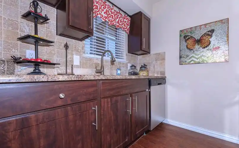 Rental by Apartment Wolf | Windhaven Park | 6201 Windhaven Pky, Plano, TX 75093 | apartmentwolf.com