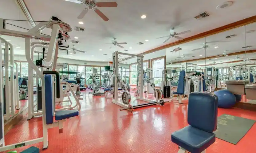 Rental by Apartment Wolf | Village at West University | 5151 Edloe St, Houston, TX 77005 | apartmentwolf.com