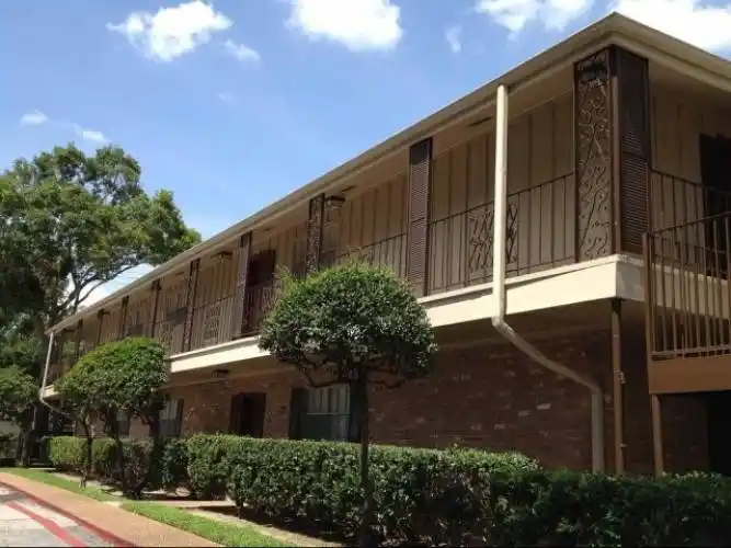 Rental by Apartment Wolf | Meyer Oaks | 4600 Beechnut St, Houston, TX 77096 | apartmentwolf.com