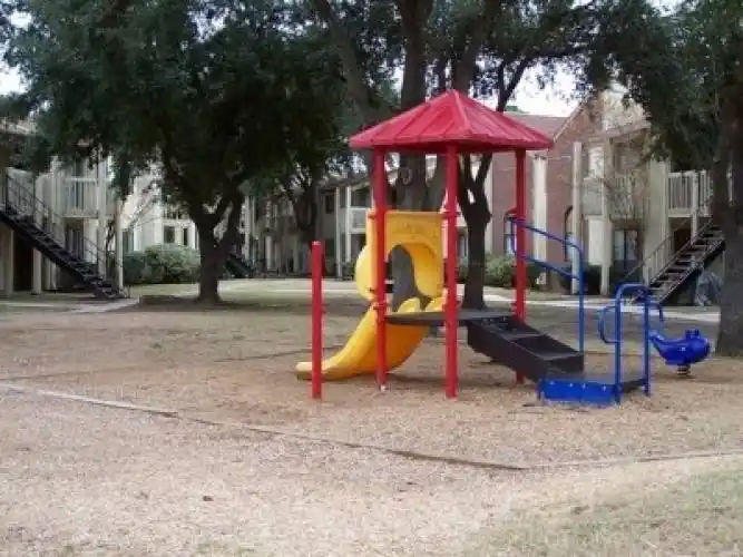 Rental by Apartment Wolf | Wesley Gardens | 8700 Gustine Ln, Houston, TX 77031 | apartmentwolf.com