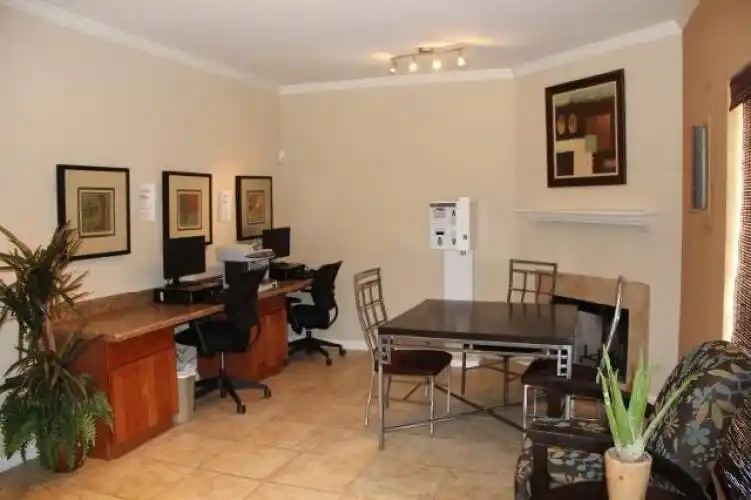 Rental by Apartment Wolf | Villa Ana | 10101 W Sam Houston Pkwy, Houston, TX 77099 | apartmentwolf.com