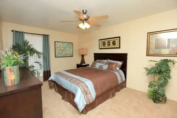 Rental by Apartment Wolf | Villa Ana | 10101 W Sam Houston Pkwy, Houston, TX 77099 | apartmentwolf.com