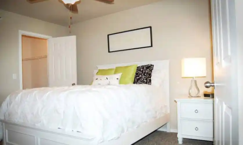 Rental by Apartment Wolf | Summit Ridge | 7460 Kitty Hawk Rd, Converse, TX 78109 | apartmentwolf.com