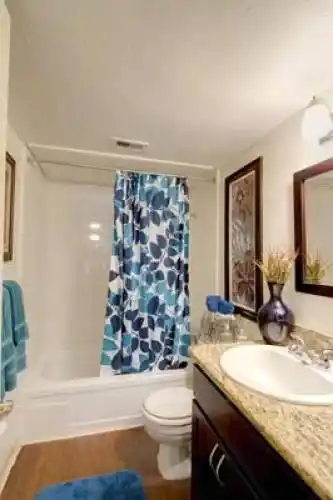 Rental by Apartment Wolf | London Belle | 7878 Spencer Hwy, Pasadena, TX 77505 | apartmentwolf.com