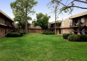 Rental by Apartment Wolf | Park On Vista Apartments | 201 Vista Rd, Pasadena, TX 77504 | apartmentwolf.com