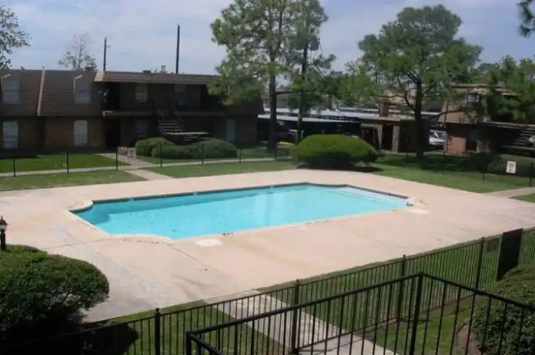 Rental by Apartment Wolf | Park On Vista Apartments | 201 Vista Rd, Pasadena, TX 77504 | apartmentwolf.com