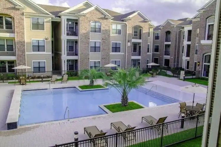 Rental by Apartment Wolf | The Fordham at Baywood | 5353 Space Center Blvd, Pasadena, TX 77505 | apartmentwolf.com