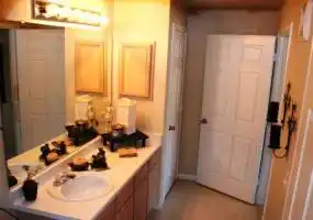 Rental by Apartment Wolf | Limestone Ranch At Vista Ridge | 650 E Vista Ridge Mall Dr, Lewisville, TX 75067 | apartmentwolf.com