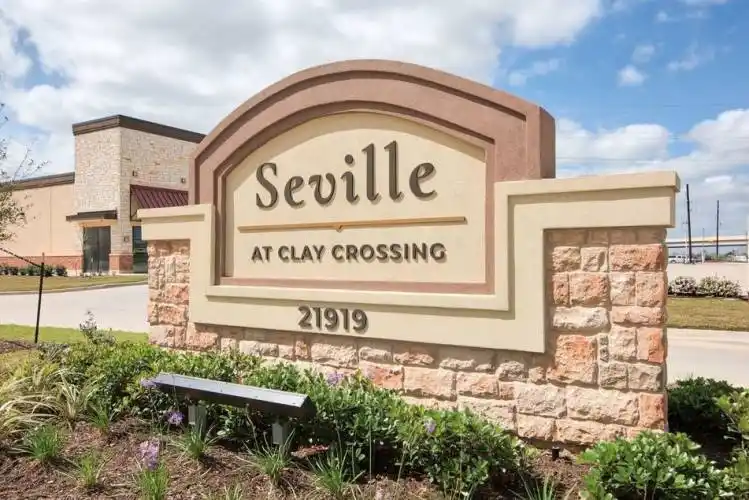 Rental by Apartment Wolf | Seville at Clay Crossing | 21919 Clay Rd, Katy, TX 77449 | apartmentwolf.com