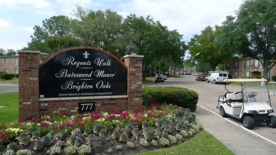 Rental by Apartment Wolf | Regents Walk/ Brighton Oaks | 777 Bateswood Dr, Houston, TX 77079 | apartmentwolf.com