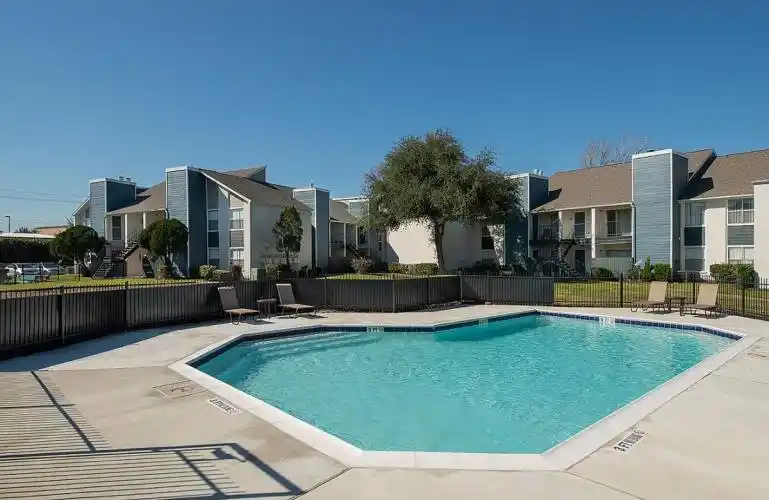 Rental by Apartment Wolf | Whispering Winds | 2902 Whispering Winds Dr, Pearland, TX 77581 | apartmentwolf.com