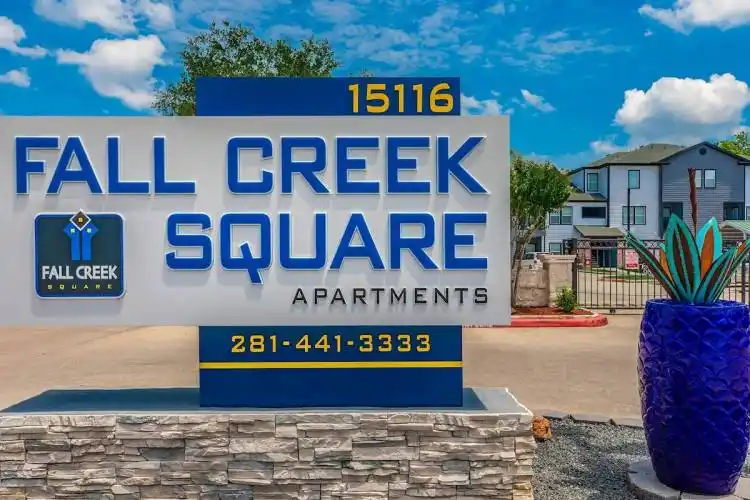 Rental by Apartment Wolf | Fall Creek Square | 15116 Mesa Dr, Humble, TX 77396 | apartmentwolf.com