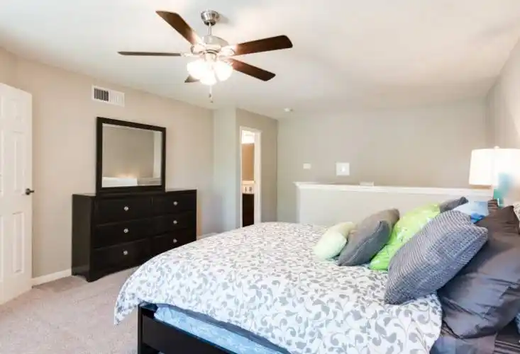 Rental by Apartment Wolf | The Falls at Clear Lake | 801 E Nasa Rd, Webster, TX 77598 | apartmentwolf.com