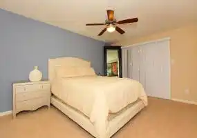 Rental by Apartment Wolf | The Riviera at Clear Lake | 16457 El Camino Real, Houston, TX 77062 | apartmentwolf.com