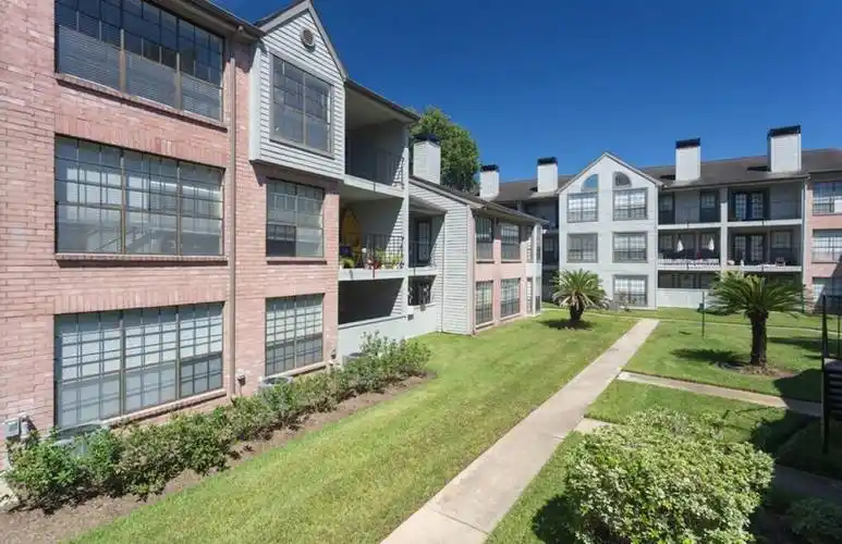 Rental by Apartment Wolf | McAlister | 450 El Dorado Blvd, Webster, TX 77598 | apartmentwolf.com