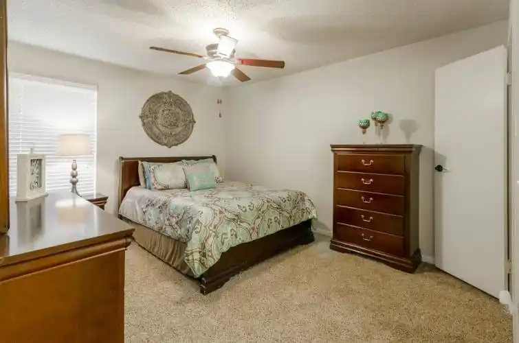 Rental by Apartment Wolf | El Dorado View | 240 El Dorado Blvd, Webster, TX 77598 | apartmentwolf.com