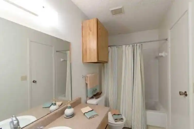 Rental by Apartment Wolf | Piper's Cove | 270 El Dorado Blvd, Webster, TX 77598 | apartmentwolf.com