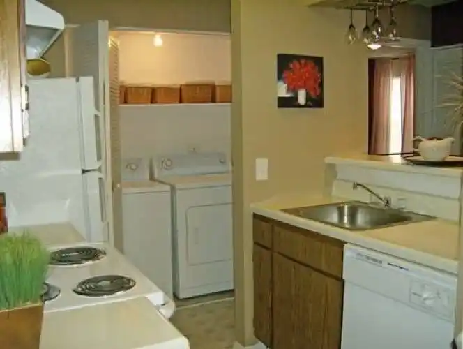 Rental by Apartment Wolf | Willow Springs | 3402 Preston Ave, Pasadena, TX 77505 | apartmentwolf.com