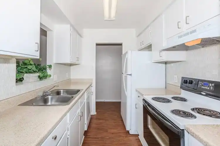 Rental by Apartment Wolf | Barringer Square | 623 Barringer Ln, Webster, TX 77598 | apartmentwolf.com