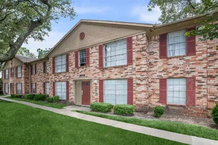 Rental by Apartment Wolf | Parkside Place Apartments | 3101 Spencer Hwy, Pasadena, TX 77504 | apartmentwolf.com