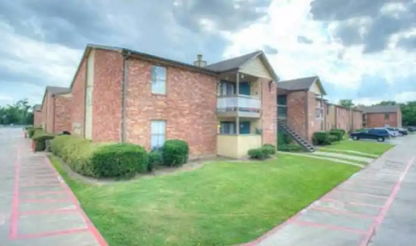 Rental by Apartment Wolf | Dover Pointe | 14445 Wallisville Rd, Houston, TX 77049 | apartmentwolf.com