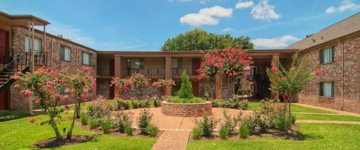 Rental by Apartment Wolf | Cherrybrook Place | 2320 Cherrybrook Ln, Pasadena, TX 77502 | apartmentwolf.com