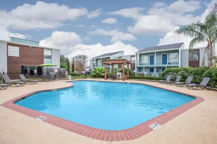 Rental by Apartment Wolf | Banyan Cove | 3001 E League City Pky, League City, TX 77573 | apartmentwolf.com