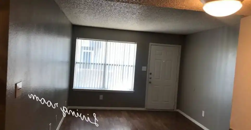 Rental by Apartment Wolf | Parc Lake / Bay Shore Village | 1901 Lakeview Cir, Lewisville, TX 75057 | apartmentwolf.com