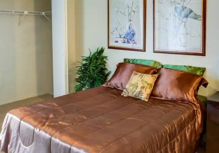 Rental by Apartment Wolf | Windsor Court | 247 E Southwest Pky, Lewisville, TX 75067 | apartmentwolf.com