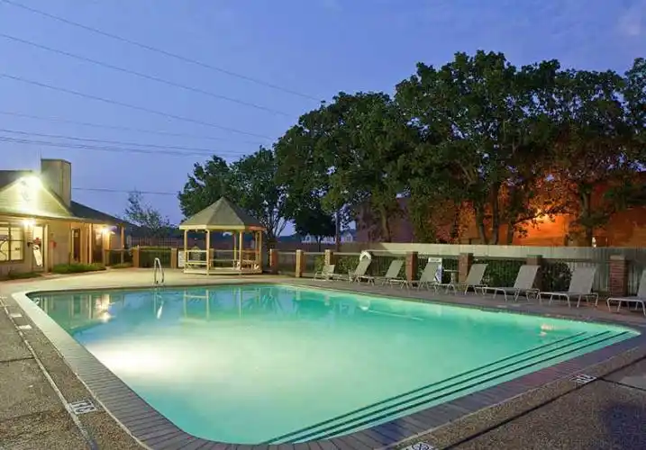 Rental by Apartment Wolf | Catalina | 998 Bellaire Blvd, Lewisville, TX 75067 | apartmentwolf.com