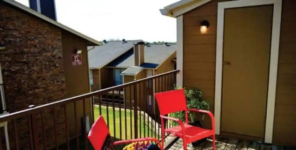 Rental by Apartment Wolf | Autumn Breeze Apartments | 1679 S State Highway 121, Lewisville, TX 75067 | apartmentwolf.com