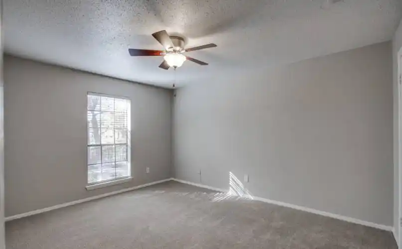 Rental by Apartment Wolf | Arbor Creek | 396 E Southwest Pky, Lewisville, TX 75067 | apartmentwolf.com