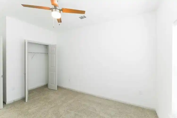 Rental by Apartment Wolf | The Loop | 3400 N Loop 336 W, Conroe, TX 77304 | apartmentwolf.com