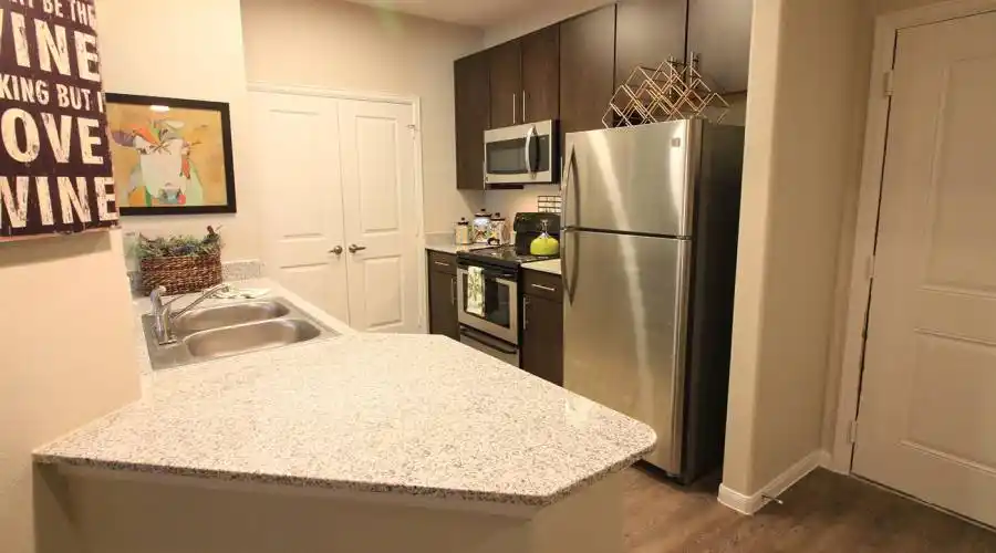 Rental by Apartment Wolf | Harbor Shores Apartments | 15650 Walden Rd, Montgomery, TX 77356 | apartmentwolf.com